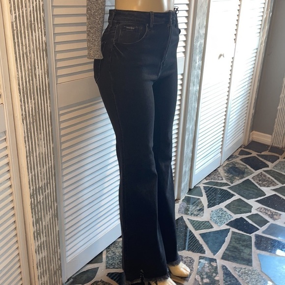 Insane Gene- Revival Black High Rise Super Flare size 11 - Picture 4 of 10